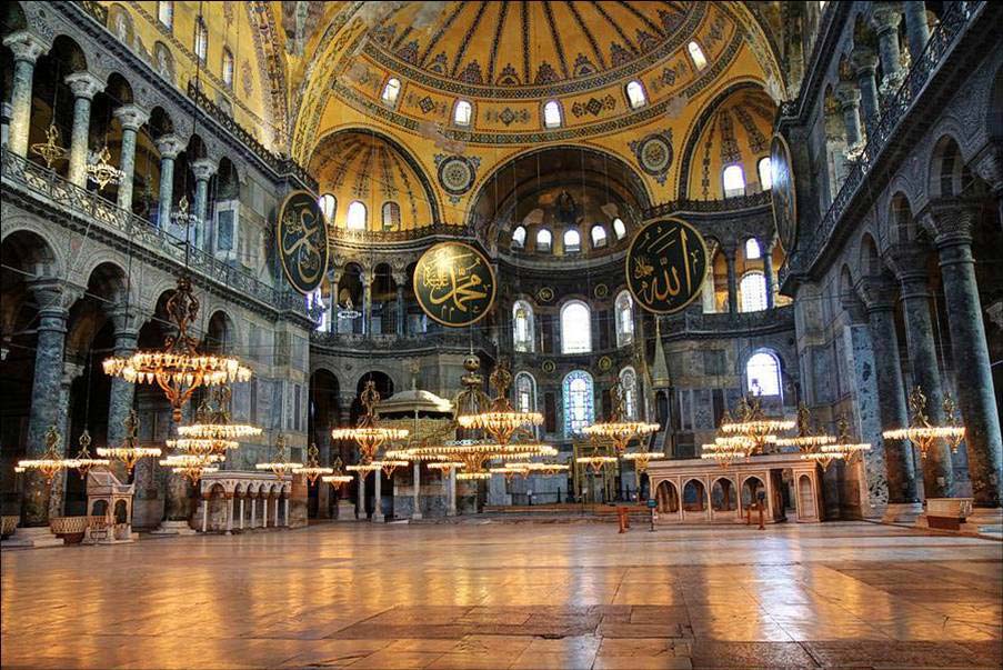 Da Costantinopoli a Istanbul: Cisterna, Mosaici e Santa Sofia