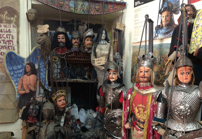 Riportare in vita i Pupi: la storia dei Fratelli Napoli