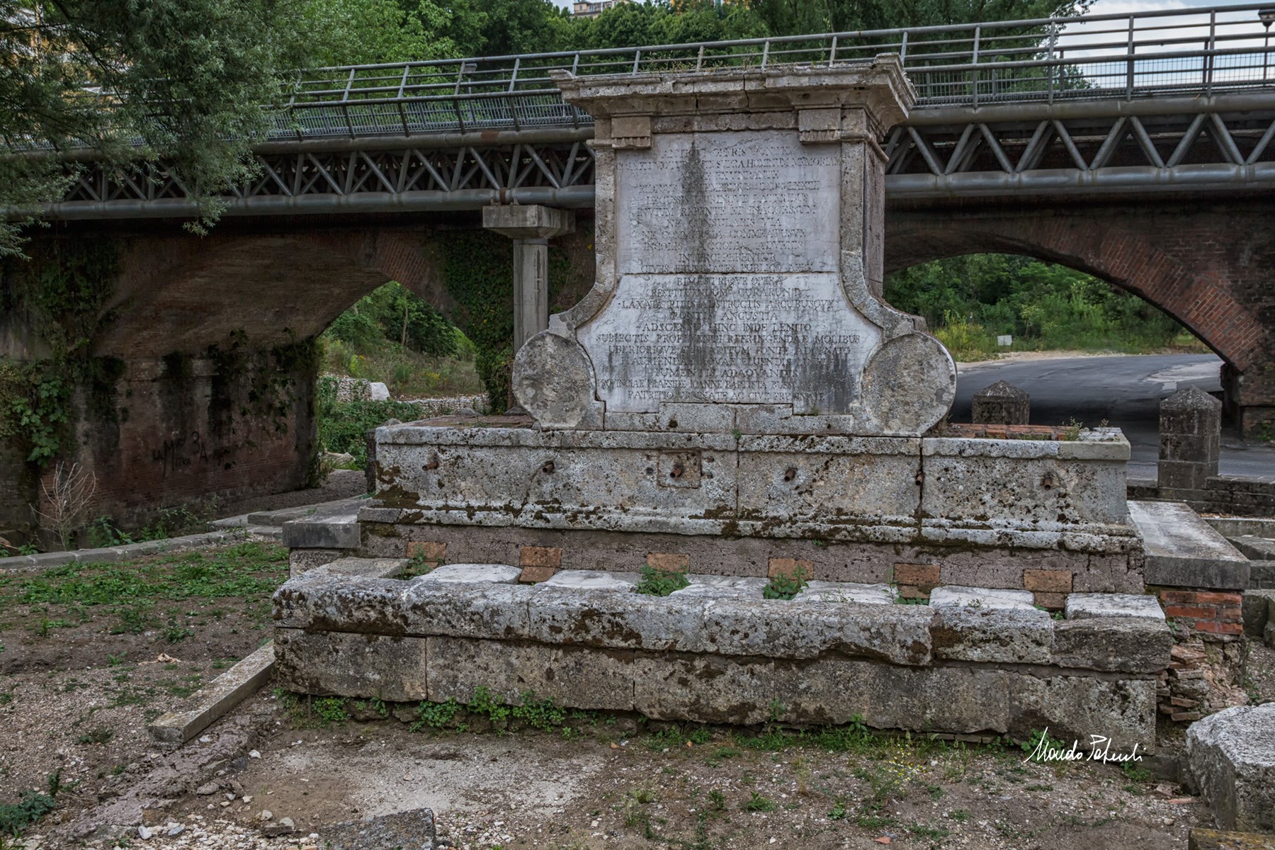 Frosinone. Fontana Bussi e Ponte della Fontana