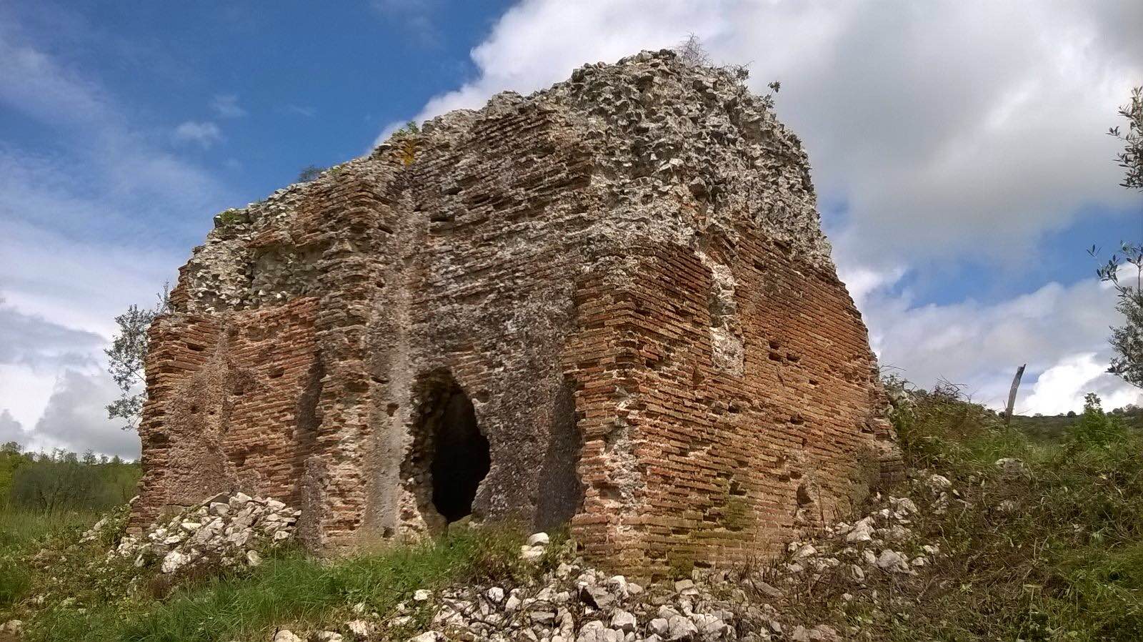 Fumone- Le Carceri by Elisa Potenziani