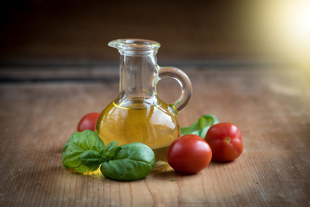 Mompeo. Single Variety Carboncella Olive Oil 
