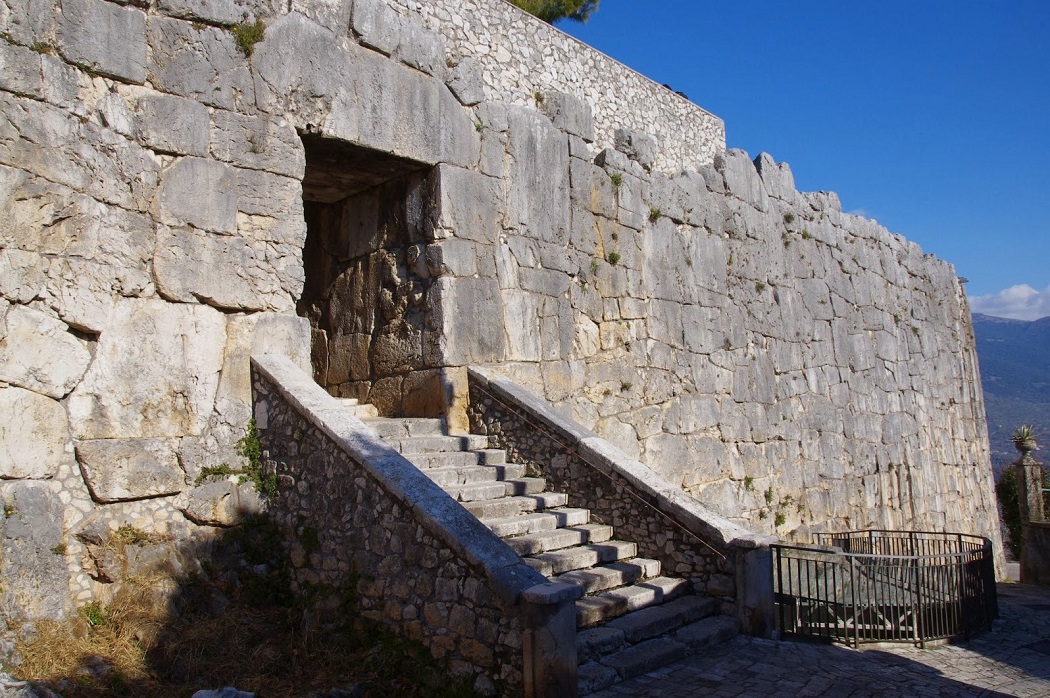 Mura poligonali o ciclopiche