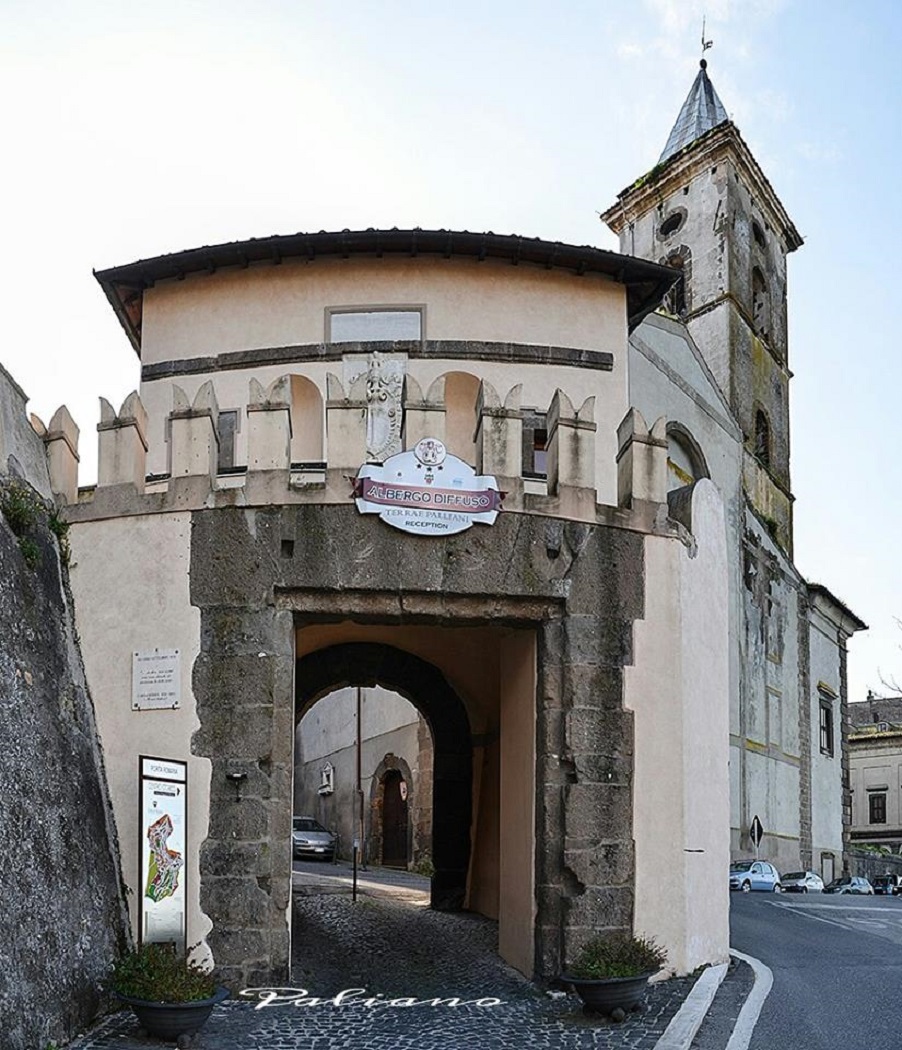 Paliano Porta Romana  di Fabrizio Alberti