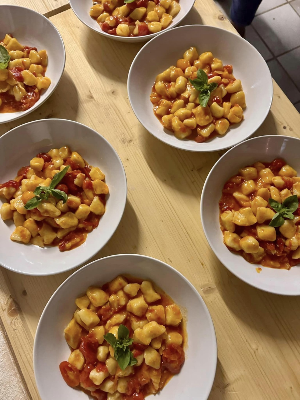 Jennie delle BlackPink  a Paliano presso Donna  Vittori - Borgo Agricolo