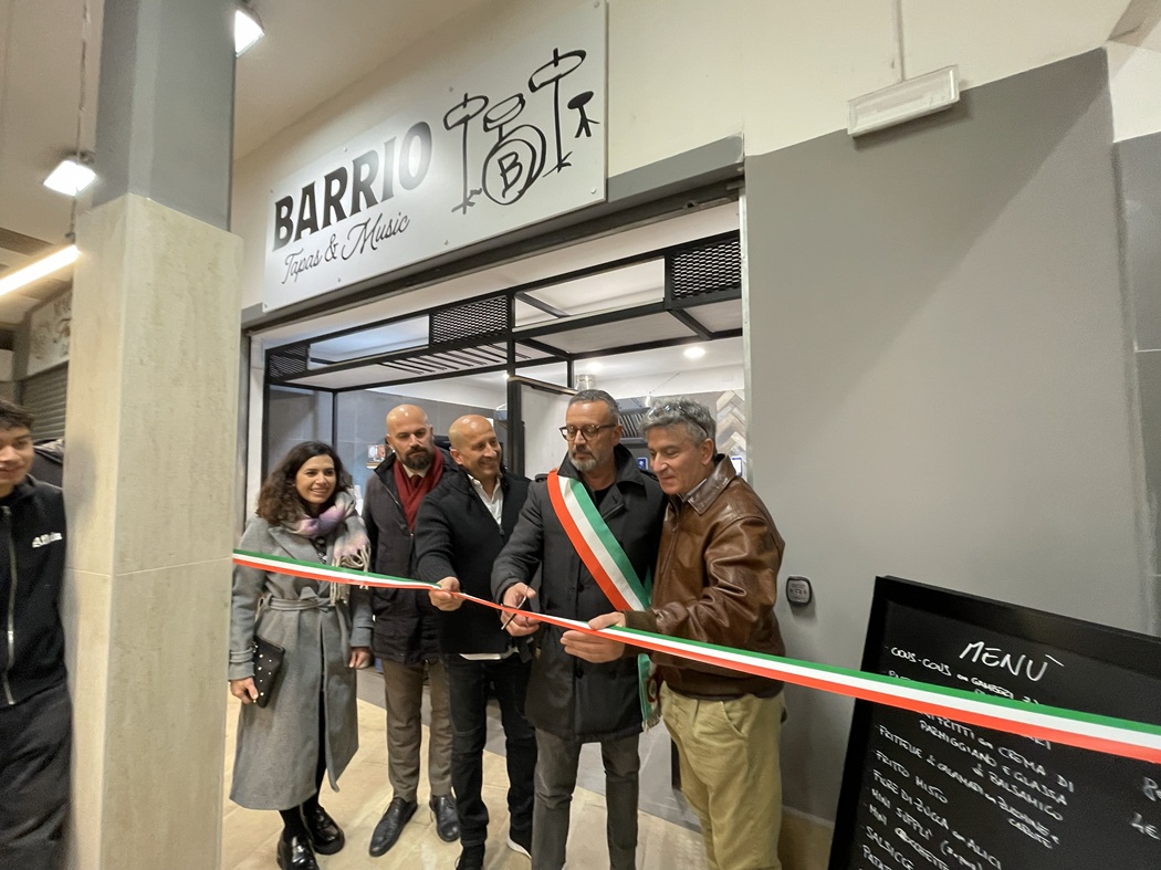 Inauguration of Barrio at the Colleferro Covered Market