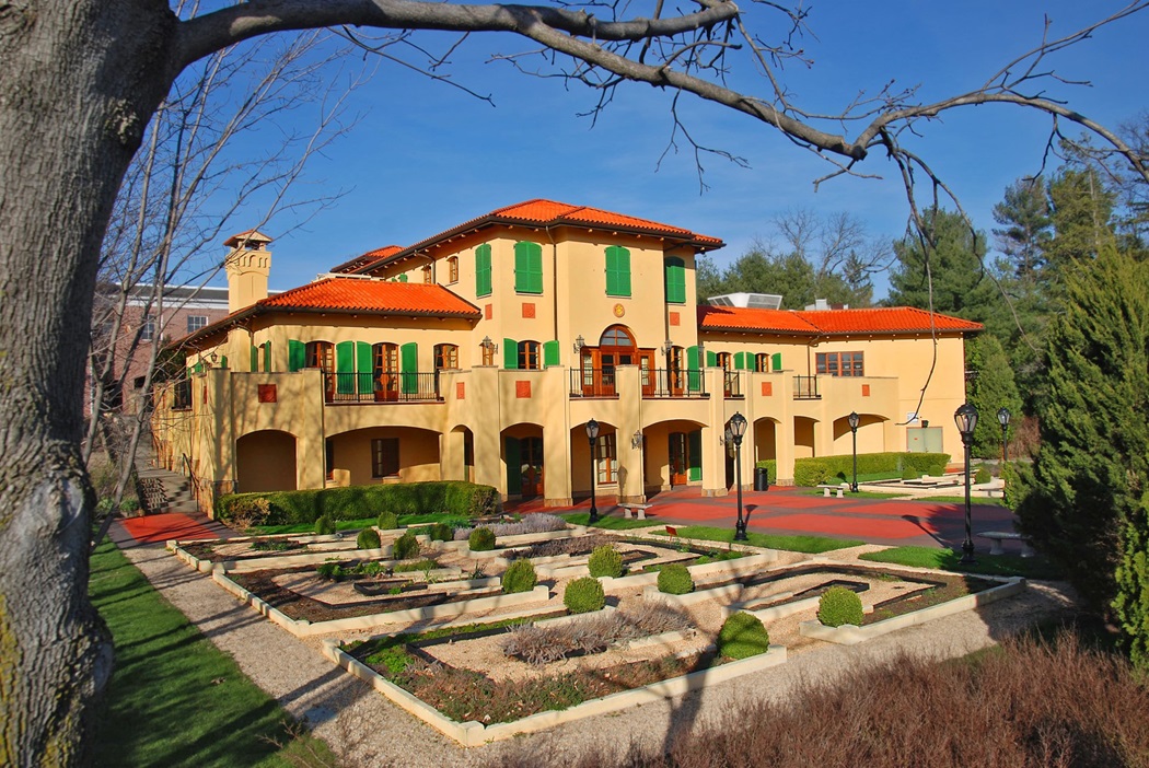 Colavita center for italina  Food and Wine 