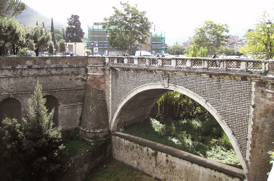 Ponte Gregoriano
