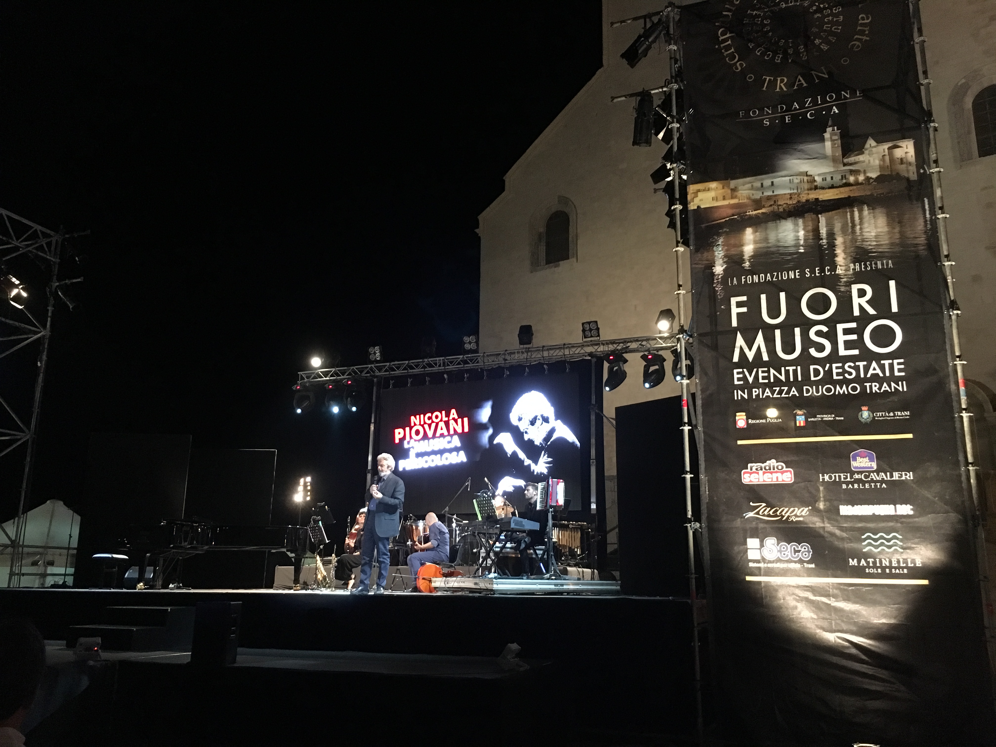 Tornare a Trani per l’arte di Piovani al Fuori Museo