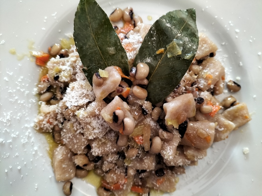  Beans and pasta Piacenza style
