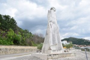 Roccasecca. Statua di San Tommaso