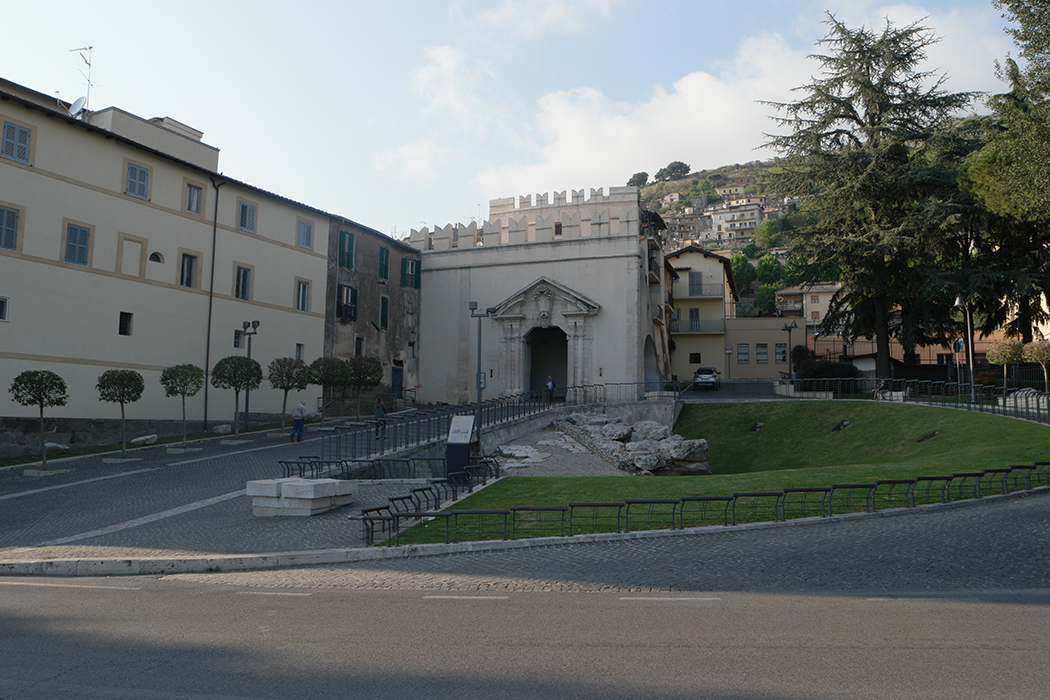 Palestrina. Porta del Sole