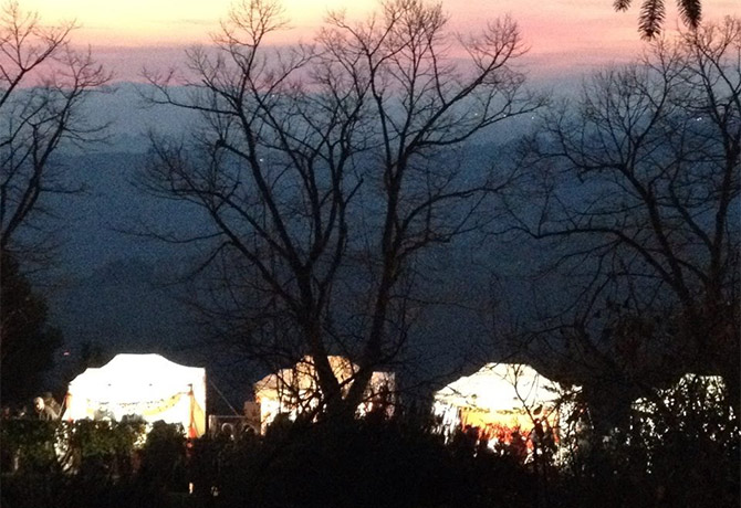 Candelara, cori, cornamuse e candele