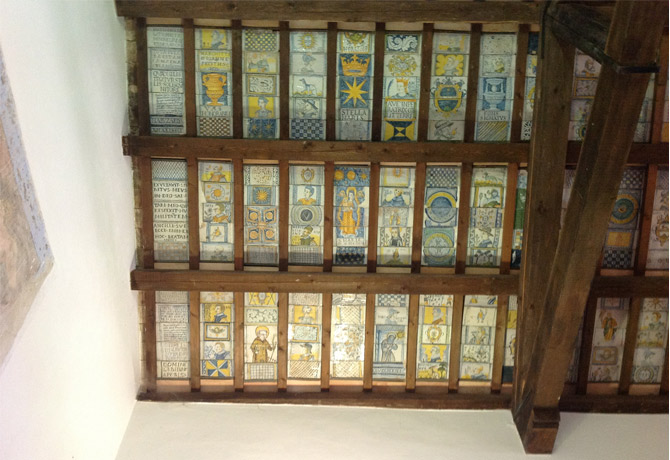 Il secondo cielo di San Donato a Castelli, una sorpresa dell'arte ceramica