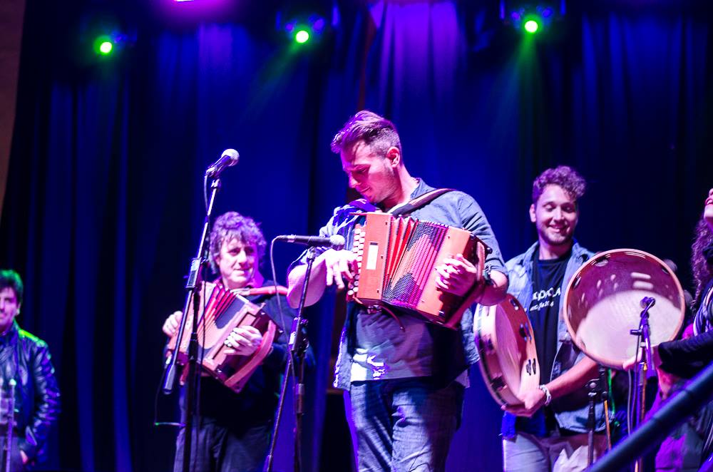 ‘Radici Popolari’, se non ballate con questa musica …