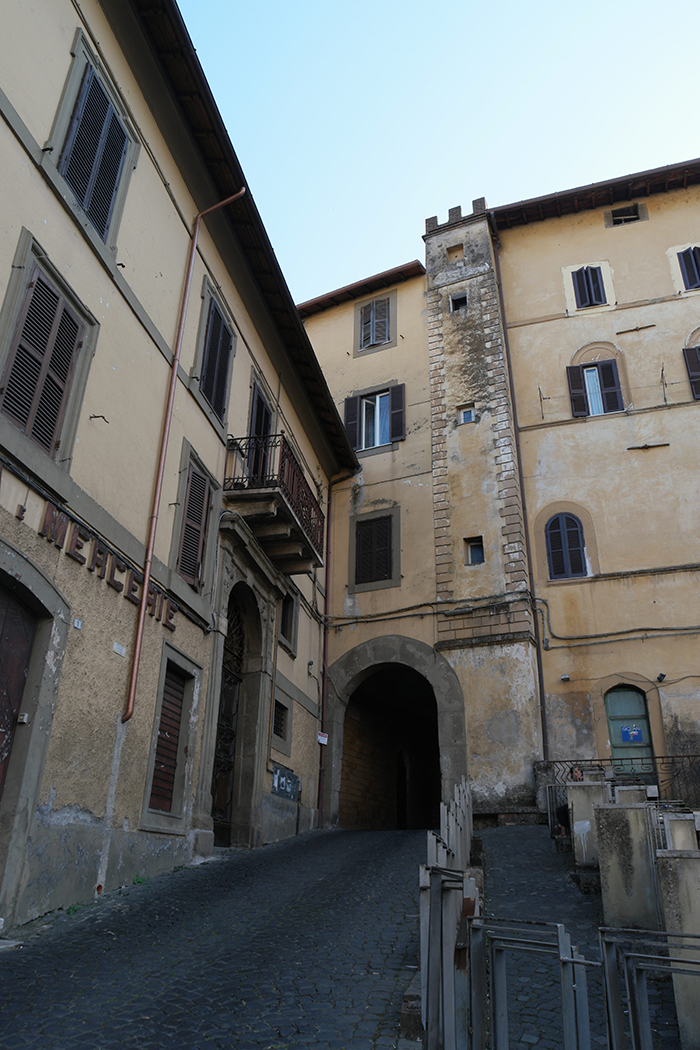 Cave. Porta Mastricola