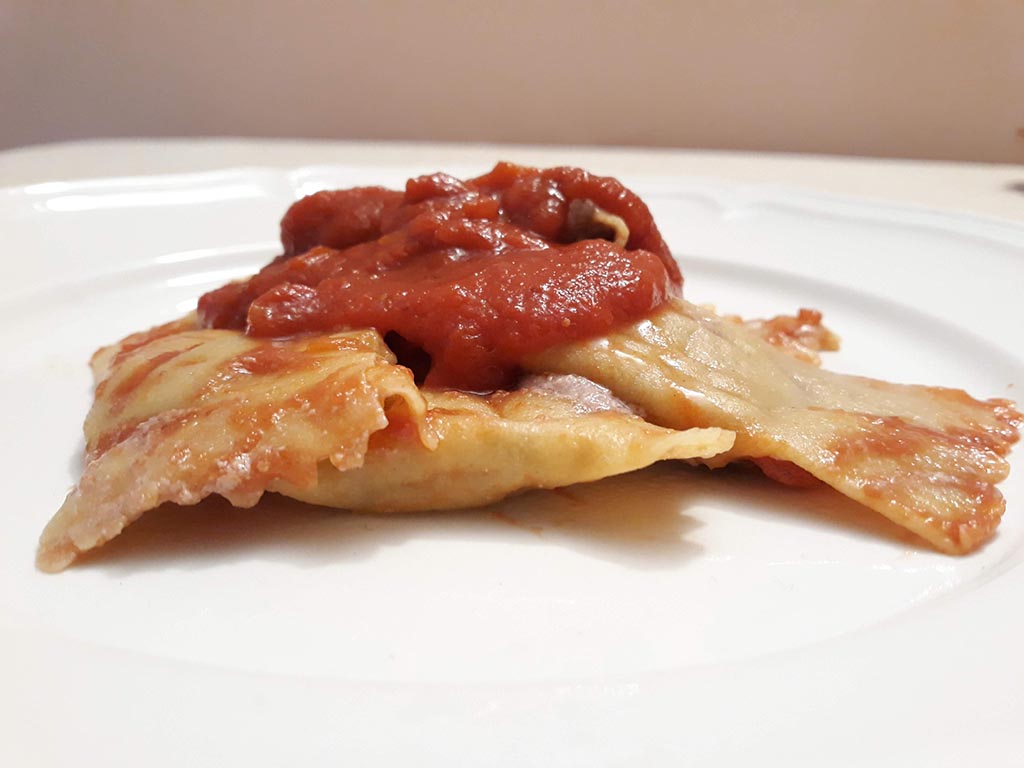 Ravioli di ricotta e cacao della tradizione di Amatrice