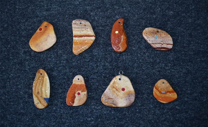 Intarsi di vita nei gioielli di mosaico