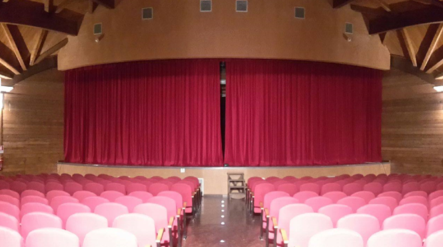 Cave. Teatro Comunale