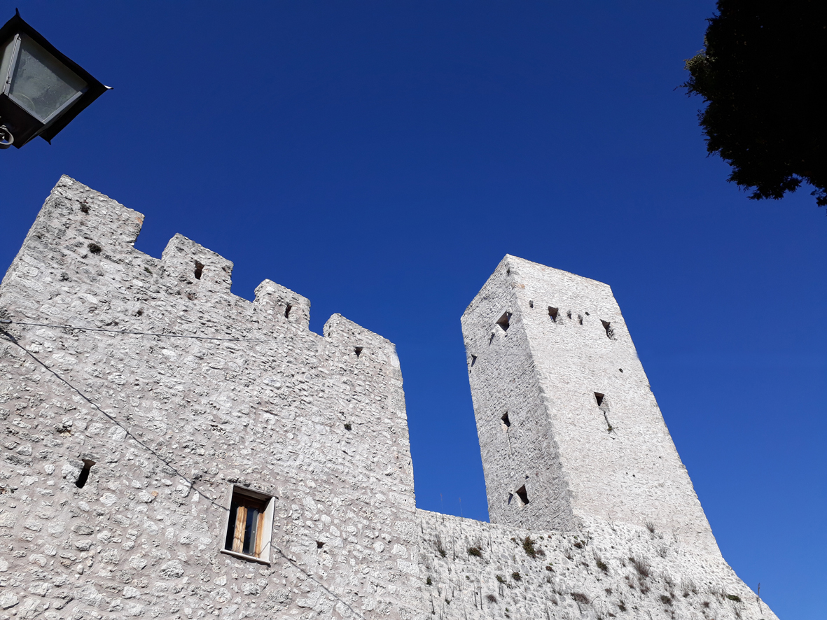 Colle San Magno. Torre Medioevale